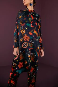 Farm Rio Black Cerrado Sky Lenzing™ Ecovero™ Viscose Shirtdress 7 Farm Rio Black Cerrado Sky Lenzing™ Ecovero™ Viscose Shirtdress -Farm Rio 301933 03