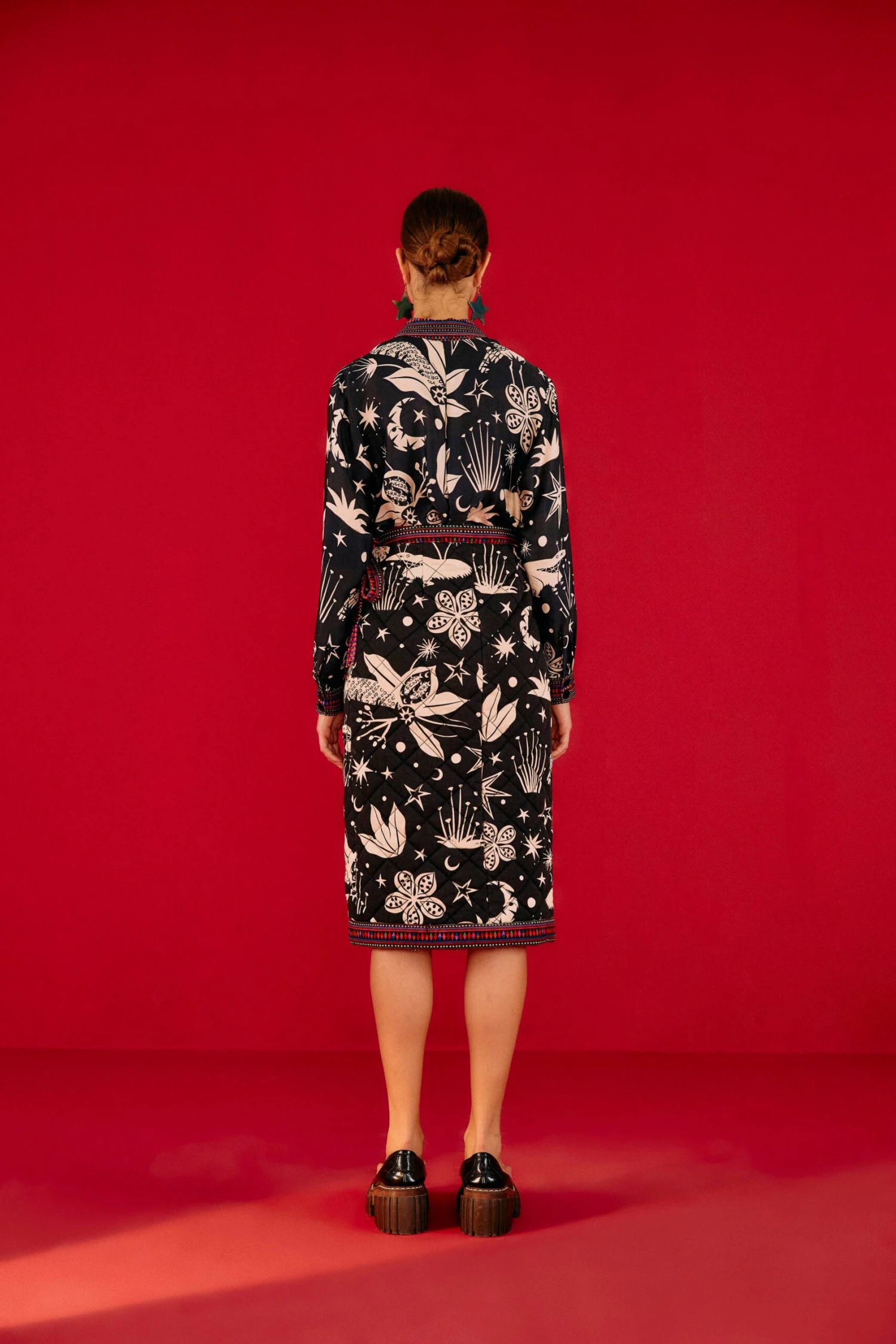 Farm Rio Black & White Cerrado Sky Shirt 4 Farm Rio Black & White Cerrado Sky Shirt - Image 4