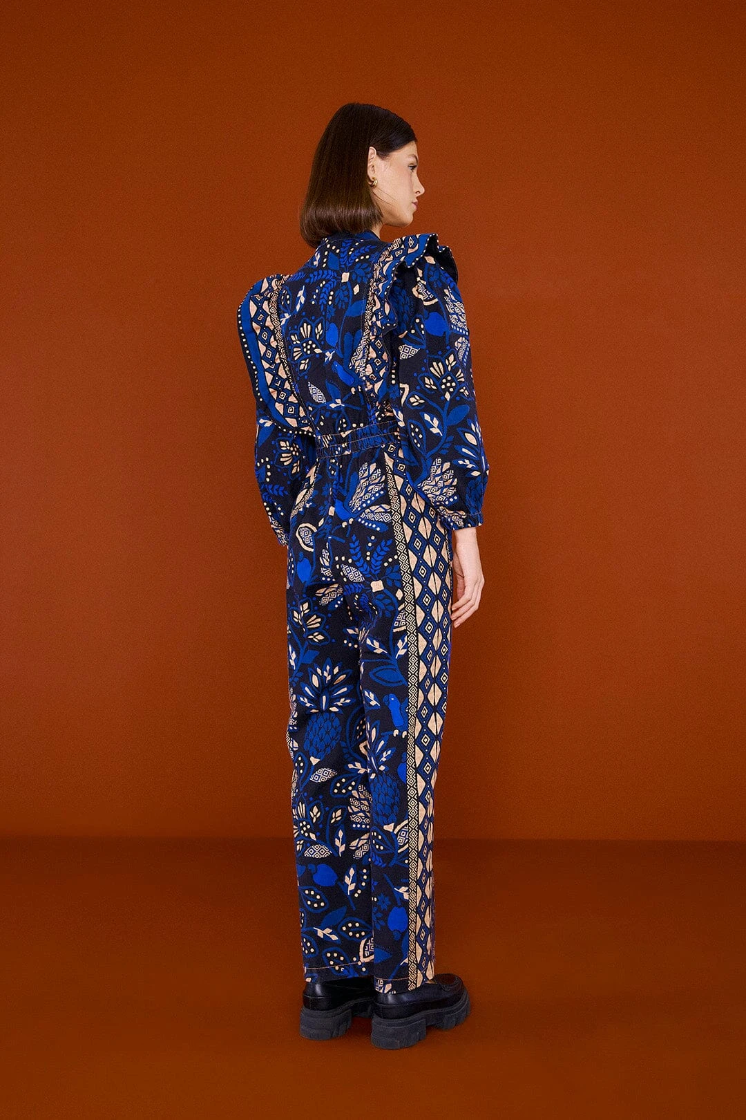 Farm Rio Black Macaw Forest Jumpsuit 4 Farm Rio Black Macaw Forest Jumpsuit - Image 4