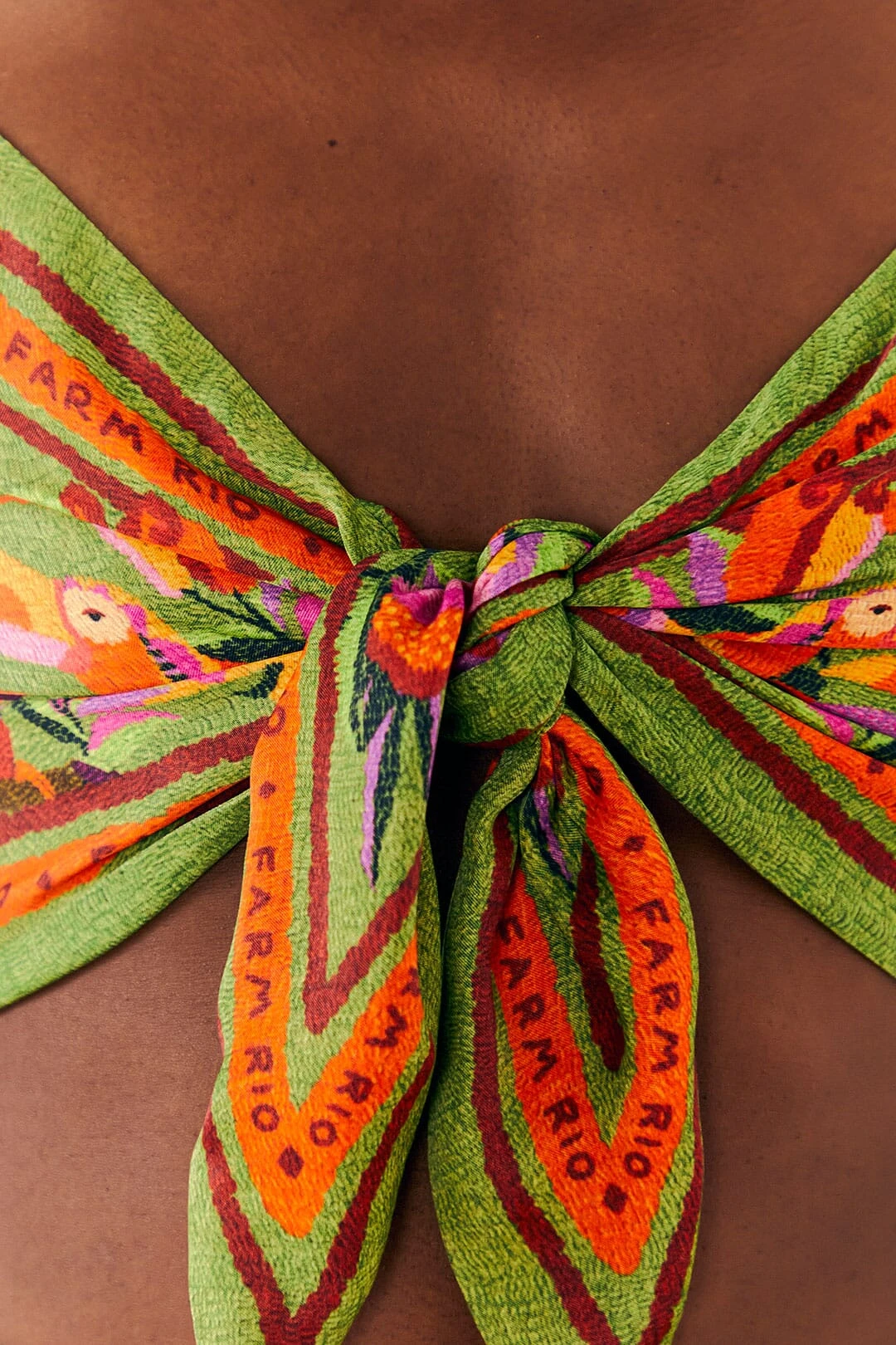 Farm Rio Toucans Scarf Lenzing™ Ecovero™ Viscose Crop Top 4 Farm Rio Toucans Scarf Lenzing™ Ecovero™ Viscose Crop Top - Image 4