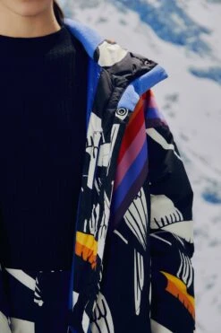 Farm Rio Black Graphic Toucans Ski Puffer Jacket 12 Farm Rio Black Graphic Toucans Ski Puffer Jacket -Farm Rio 304125 05