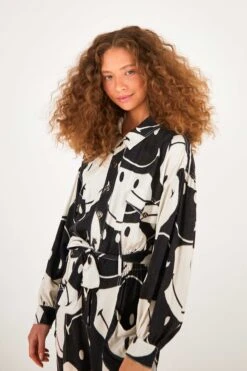 Farm Rio Black & White Smiley® Jumpsuit 8 Farm Rio Black & White Smiley® Jumpsuit -Farm Rio 305146 03