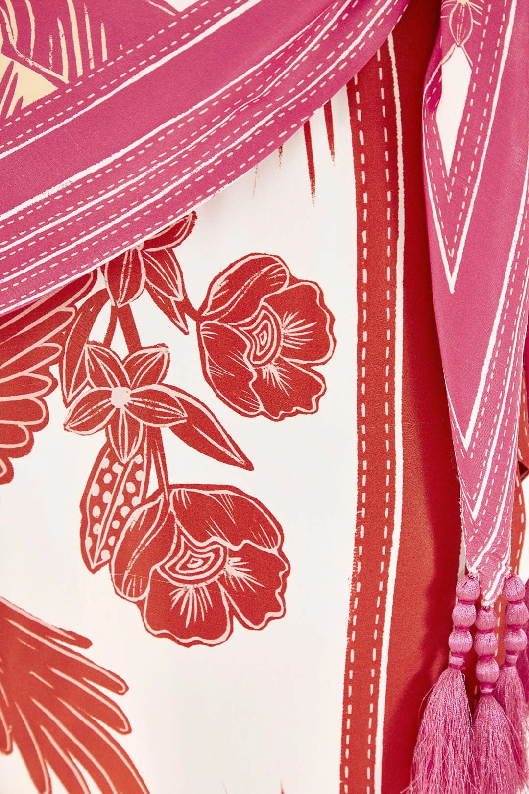 Farm Rio Tropical Dream Lenzing™ Ecovero™ ViscoseMidi Skirt 3 Farm Rio Tropical Dream Lenzing™ Ecovero™ ViscoseMidi Skirt - Image 3