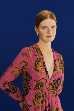 Farm Rio Pink Wild Leopards Maxi Dress 8 Farm Rio Pink Wild Leopards Maxi Dress -Farm Rio 308345 03