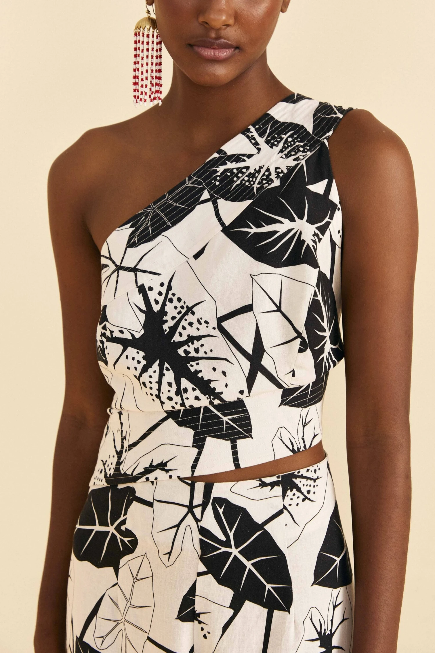 Farm Rio Off-White Graphic Leaves Jumpsuit 3 Farm Rio Off-White Graphic Leaves Jumpsuit - Image 3