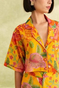 Farm Rio Yellow Macaw Bloom Shirt 8 Farm Rio Yellow Macaw Bloom Shirt -Farm Rio 309403 03 f762bb33 98dc 41f2 a922 b18d80dbac55