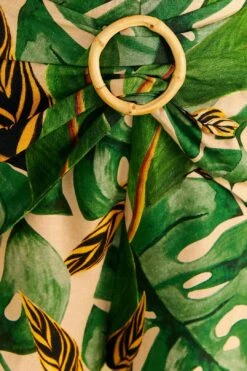 Farm Rio Tropical Leaves Shorts 10 Farm Rio Tropical Leaves Shorts -Farm Rio 310644 05