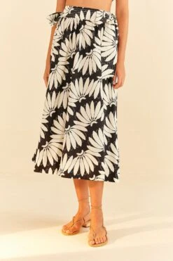 Farm Rio Black Copacabana Bow Midi Skirt 8 Farm Rio Black Copacabana Bow Midi Skirt -Farm Rio 311375 03