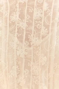 Farm Rio Off-White 3d Flower Pleated Mini Dress 16 Farm Rio Off-White 3d Flower Pleated Mini Dress -Farm Rio 312366 08