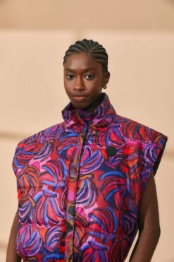 Farm Rio Black Wild Horses Reversible Puffer Jacket 14 Farm Rio Black Wild Horses Reversible Puffer Jacket -Farm Rio 312503 02