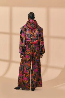 Farm Rio Black Wild Horses Reversible Puffer Jacket 18 Farm Rio Black Wild Horses Reversible Puffer Jacket -Farm Rio 312503 07