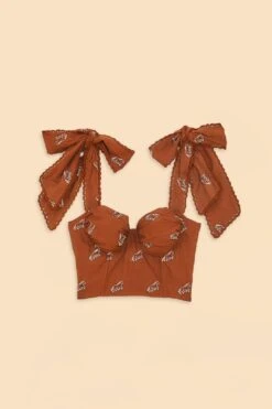Farm Rio Caramel Embroidered Horses Crop Top 11 Farm Rio Caramel Embroidered Horses Crop Top -Farm Rio 315964 06