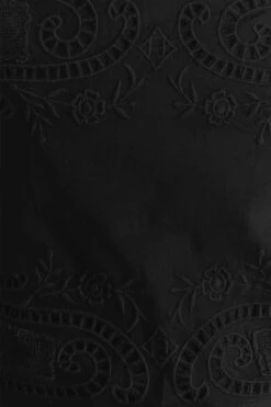 Farm Rio Black Embroidered Blouse 7 Farm Rio Black Embroidered Blouse -Farm Rio 318256 04