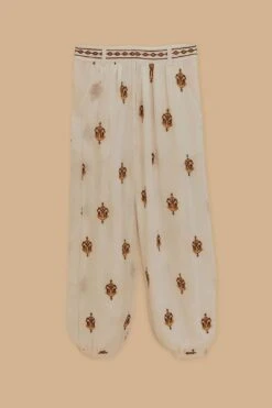 Off-White Anchor Tapestry Embroidered Pants 13 Off-White Anchor Tapestry Embroidered Pants -Farm Rio 332768 06