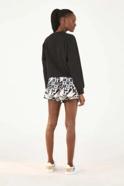 ADIDAS FARM TOTALLY NEW RIO SWEATER BLACK -Farm Rio H57415 02 a03d86a0 6ab0 4eb2 a8c3 11675a48a6ad