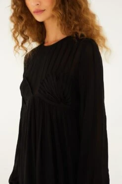 Farm Rio Black Shell Mini Dress -Farm Rio farm rio black shell mini dress 351984 2