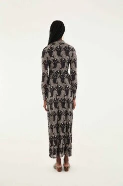 Farm Rio Black Striped Tigers Tulle Maxi Skirt 6 Farm Rio Black Striped Tigers Tulle Maxi Skirt -Farm Rio farm rio black striped tigers tulle maxi skirt 340565 2