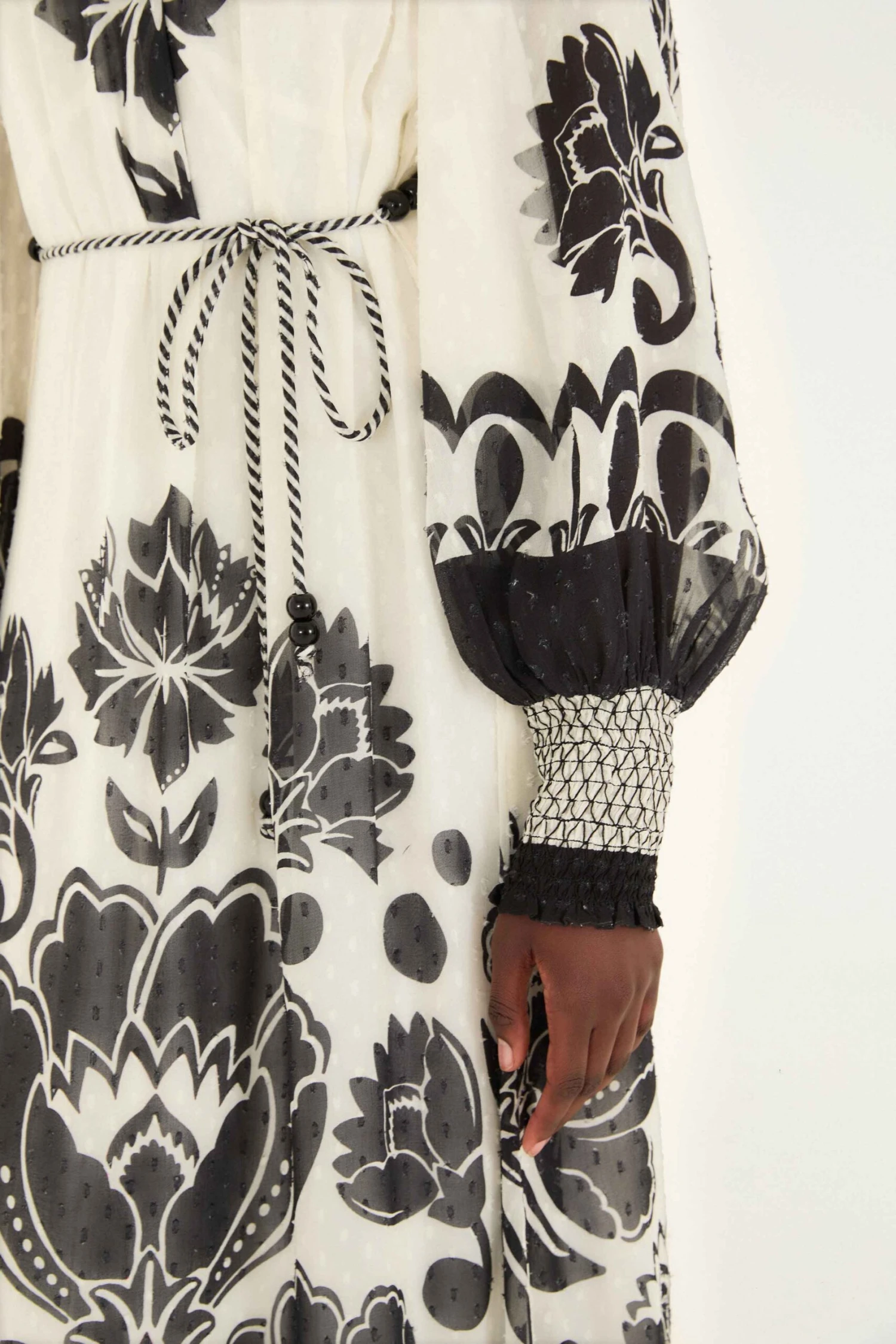 Farm Rio Cream Floral Arabesque Rope Belt Maxi Dress 5 Farm Rio Cream Floral Arabesque Rope Belt Maxi Dress - Image 5